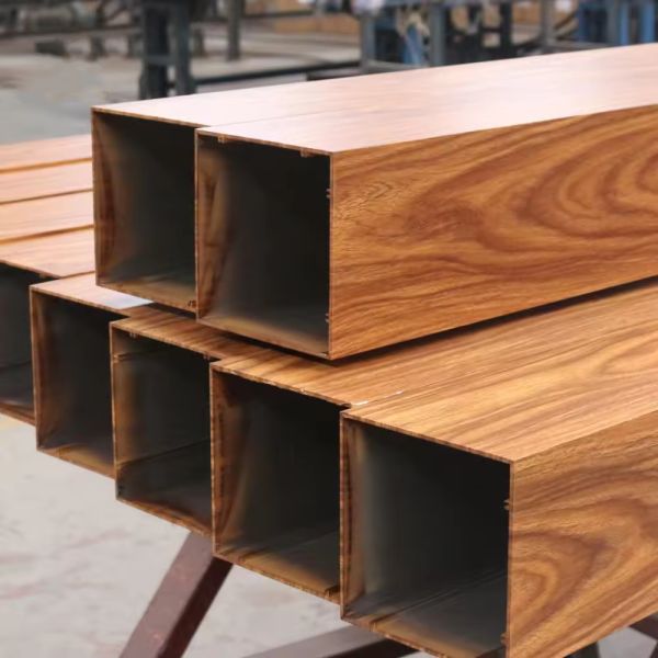 6063 Aluminum Squeeze Tubes Wood Simulated Surface Aluminium Extrusions Price