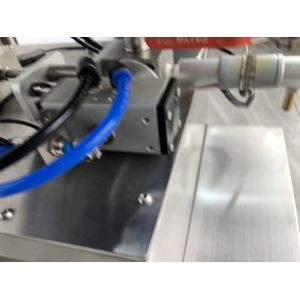 Automatic SUS304 Lip Gloss Filling Machine Single Head Vertical