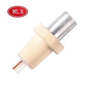 Immersion thermocouple tips for measuring temperature of liquid metals