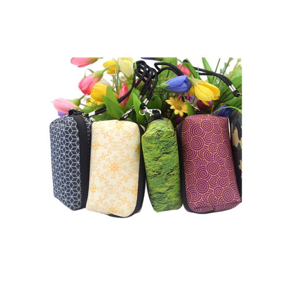 Buy Zippered 3mm Neoprene Travel Makeup Bag Insulated With Multi Color Optional at wholesale prices