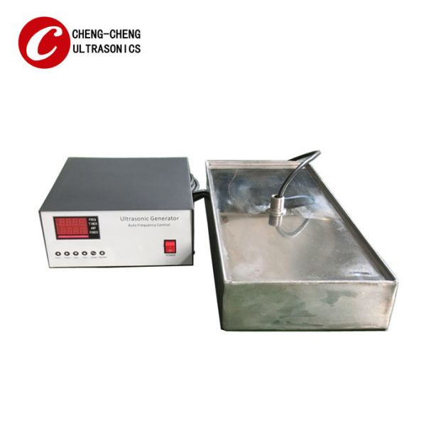 Buy 40Khz 2000W Cleaning Immersible Ultrasonic Transducer In Sealing Metal Box at wholesale prices