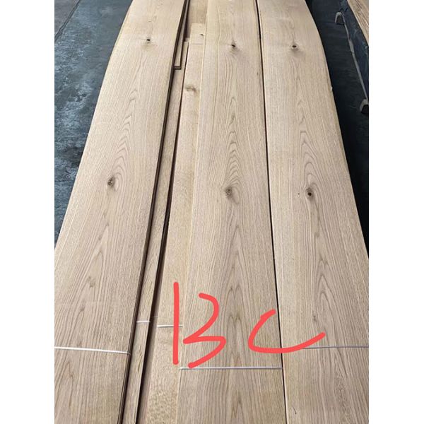 Buy BC Grade European Oak Wood Veneer Crown Cut at wholesale prices