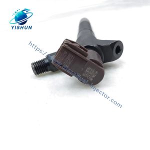 New Common Rail Injector 295900-0070 23670-0R080 Diesel Injector For RAV4 2AD