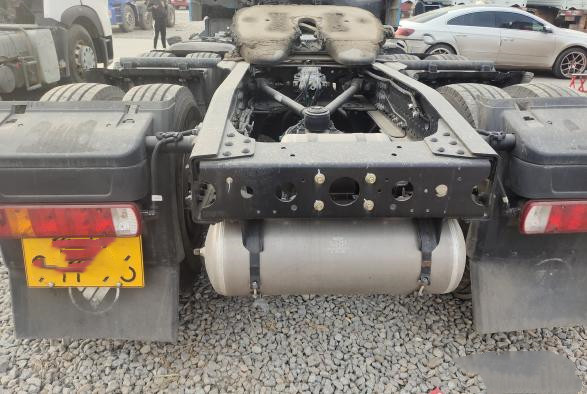 Ouman GRL 6*4 Used Tractor Truck 470HP Used Tractor Trailer Diesel