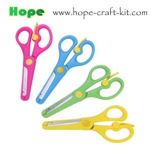 China Kids Toddler DIY Safe Small Scissors Safe Plastic Stainless Steel with Decoration Edge Colorful Hobbies DIY Material on sale