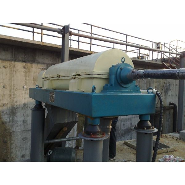 Innovative Solid Bowl Industrial Decanter Centrifuge Machine 10~60t/H