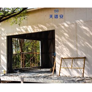 Luxury Modern Design Light Steel Structure Villa Roof Shape Holiday Home