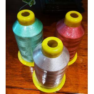 8.5g/D High Tenacity Polyester Filament Yarn S/Z Twist For Sewing