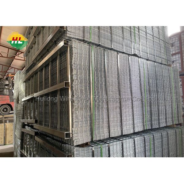 Buy 55x200mm Galvanised Mesh Fence Panels For Construction Reinforcing at wholesale prices