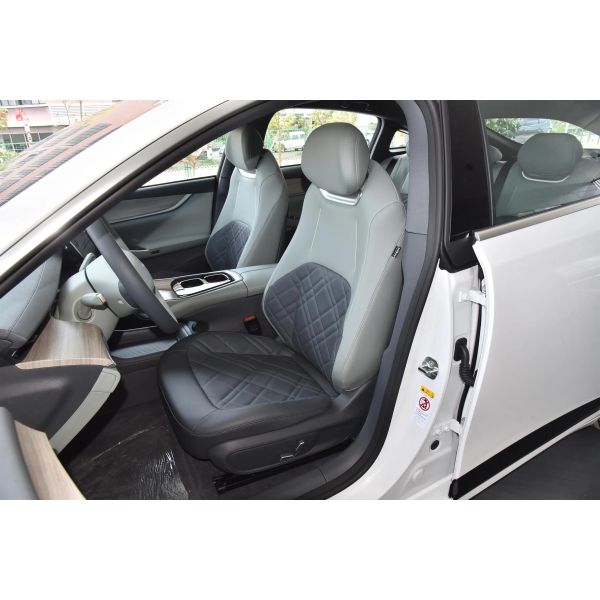 Hangan Qiyuan A07 EV Car with 94.3 kWh Battery Capacity and 5-Seat Sedan Body Structure