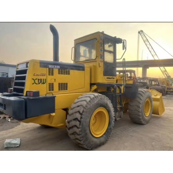 Komatsu WA320 Second Hand Wheel Loader 6000kg Used Front Loader