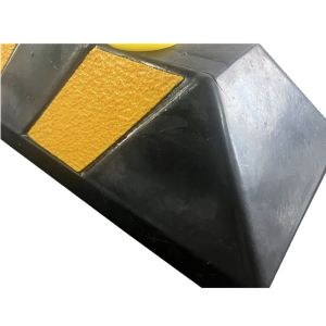 L540*W150*H100mm Car Parking Stopper Rubber Car Wheel Stopper