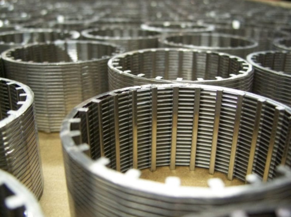 Buy Wedge 304 Stainless Steel Mesh Seam Trapezoidal Mine Screen Welding at wholesale prices