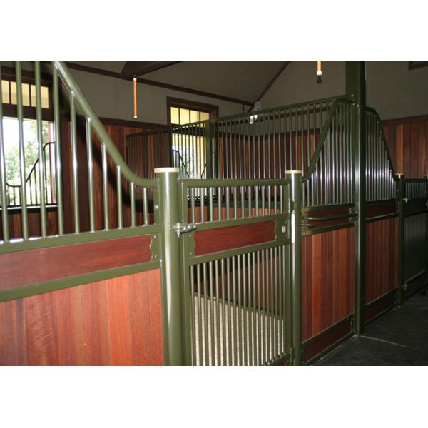 Professional European Horse Stalls Customized Wooden Bamboo Material