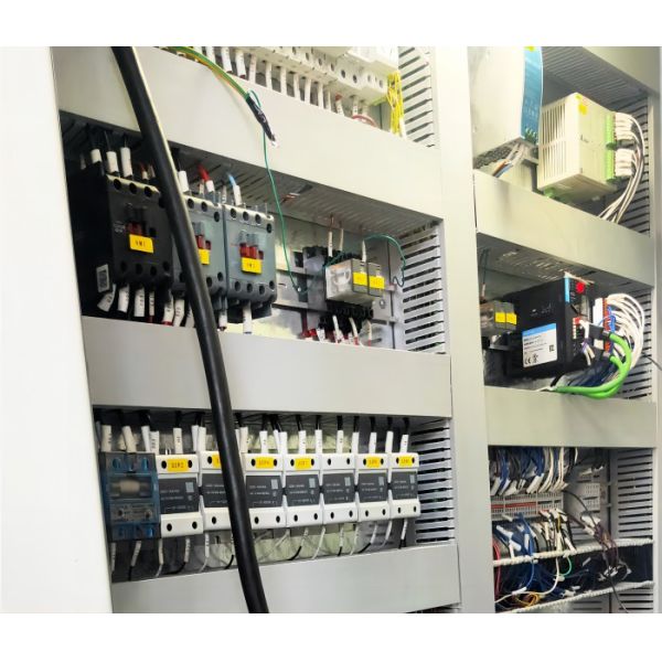 2000kg Device Weight Water Cooling Plastic Welding Machine For Industrial Applications