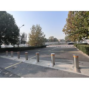 Physical Barriers Automatic Bollards For Driveways Traffic Management