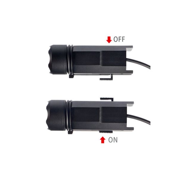 Outdoor Strong Light Tactical LED Flashlight 0.10kg Net Weight For Hunting