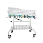 China Tilted Hospital Baby Cot , 900mm Manual Medical Bed for sale