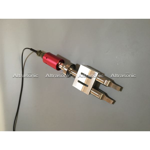 Buy Hand Held Ultrasonic Penetration Welding Machine For Auto Parts at wholesale prices