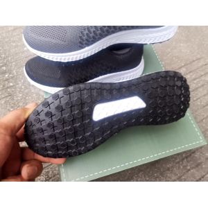 Ladies flyknit sport shoes