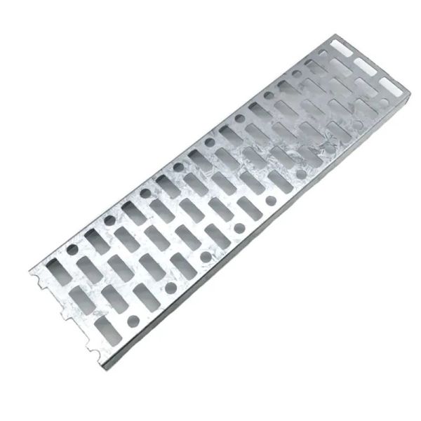 Buy Smooth Surface Straight Cable Tray HDG UV Resistance Excellent at wholesale prices