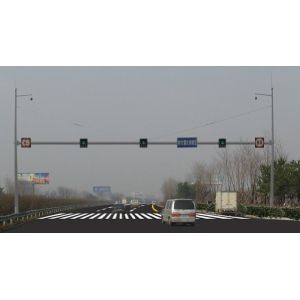 Steel IP65 6m Traffic Light Pole , Galvanized Street Lighting Pole