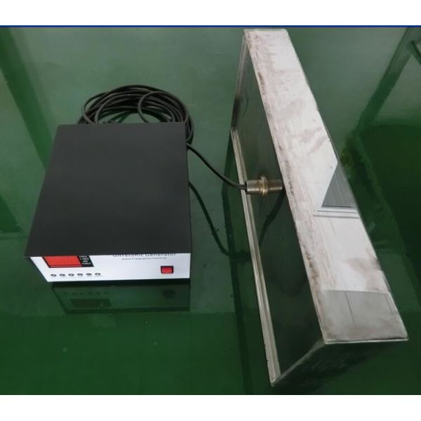 20-40khz Frequency Immersible Ultrasonic Transducer In Machinery And Light