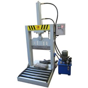 Single Blade Rubber Injection Moulding Machine With Hydraulic Control System