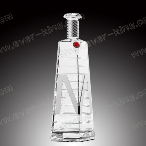 750ml Double Tower Shaped Liquor Glass Bottles