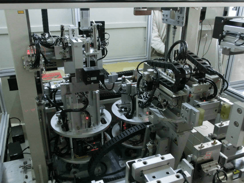 Motorized Robotic Arm Gripper Electric Rotating Fixture For Networking Rotate Wirelessly 70kg IP40