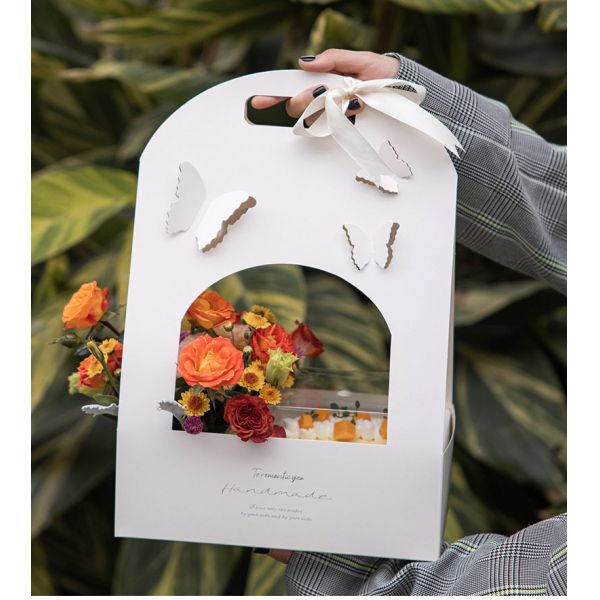Custom Logo Hand Gift Butterfly Box for Creative Wedding Flower Basket Packaging