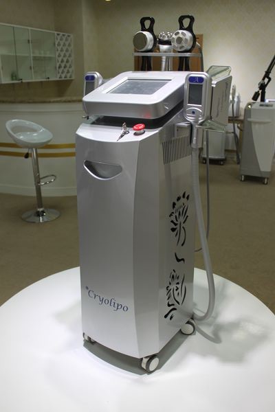 Multifunctional vacuum cavitation rf cryolipolysis slimming machine for fat