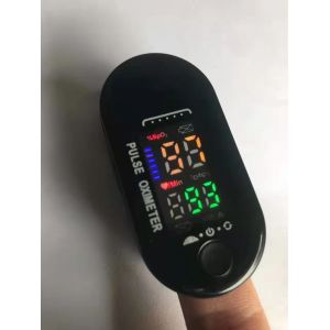 CE Unique LED Medical Fingertip Pulse Oximeter Accurate SpO2 Machine