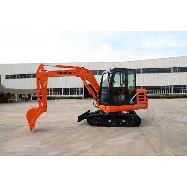 Lonking 6 Ton Hydraulic Mini Excavator with 15.4kw/2400rpm Engine and 5900*2000*2600 mm Dimensions