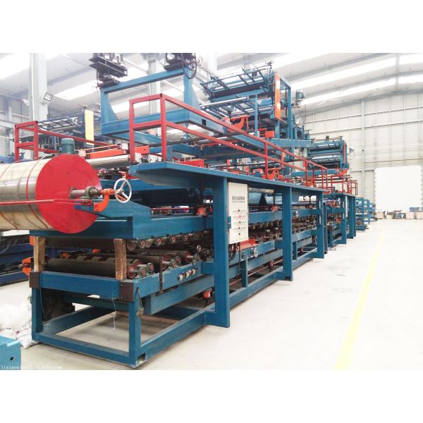 Colored Steel Foamed Sandwich Panel Roll Forming Machine Hydraulic Cutting
