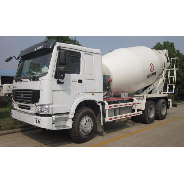 concrete truck 8.jpg