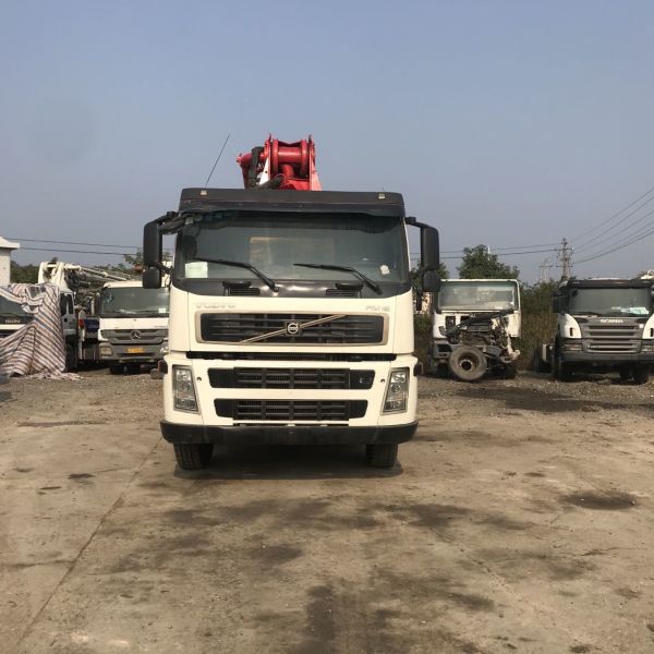 Buy Good Condition Putzmeister 42m Volvo Used Concrete Pump Truck at wholesale prices