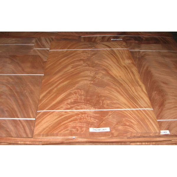 Buy Dard Red Crown Cut Veneer Mohagany Crotch , Natural Wood Veneer at wholesale prices