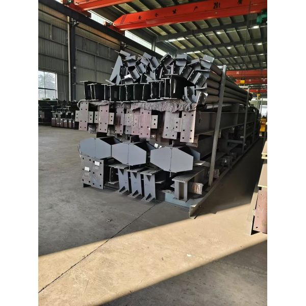 Buy Customized Windows And Doors Prebuilt Metal Buildings Welding Service at wholesale prices