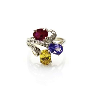 Fashion Jewelry 925 Silver Ring with Cubic Zircon Three Stones Ring(R0098)