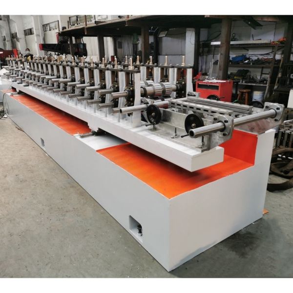 40 - 200mm C U Stud And Track Roll Forming Machine For Chile Market 18 stations