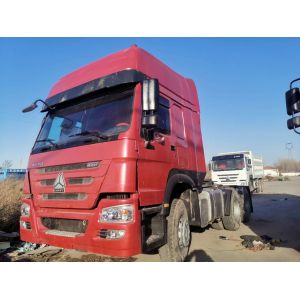 EURO 2 371HP Used Sinotruk 6x4 Howo Tractor Truck