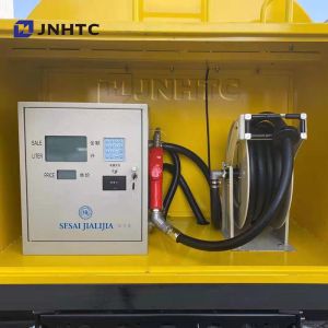 Sinotruk Howo Light Fuel Tank Truck 4x2 New Model 3000l