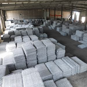 Quality Heavy Duty Woven Gabion Baskets Hexagonal Stone Gabion Mesh Engineering Slope Stabilization Zinc Coated for sale