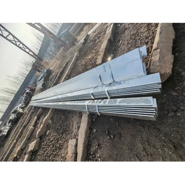 Factory Price Carbon Steel Q235 Ss400 A36 GB Angle Steel