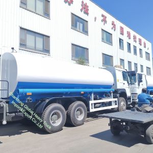HOWO 6*4 400HP Refurbished Water Tank Truck Sprinkler Truck 6*4 Water Tanker