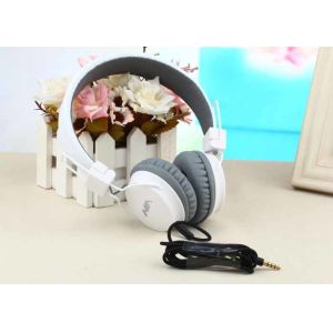 Corded On Ear Sport Headphones Customized Color USB Connecting Stereo Sound