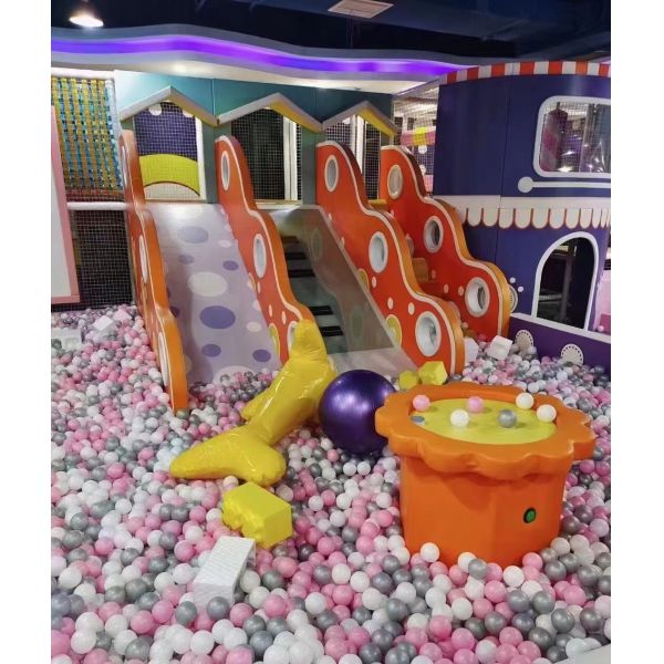 Kids Wood Indoor Playground Equipment Plastic Slide for Customized Children Play Set