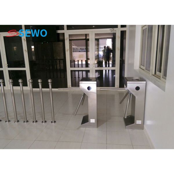 Subway Vertical Tripod Turnstile Gates Pedestrian Access Control System 30people