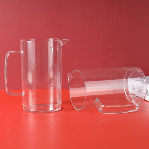 Heat Resistant Plastic Beverage Pitcher 29oz Plastic Juice Jug With Handle